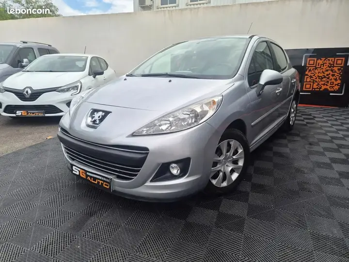 Peugeot 207 2013 photo 3