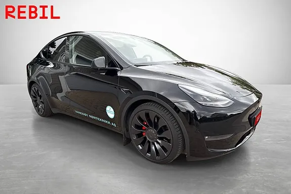 Tesla Model Y 2025 photo 3