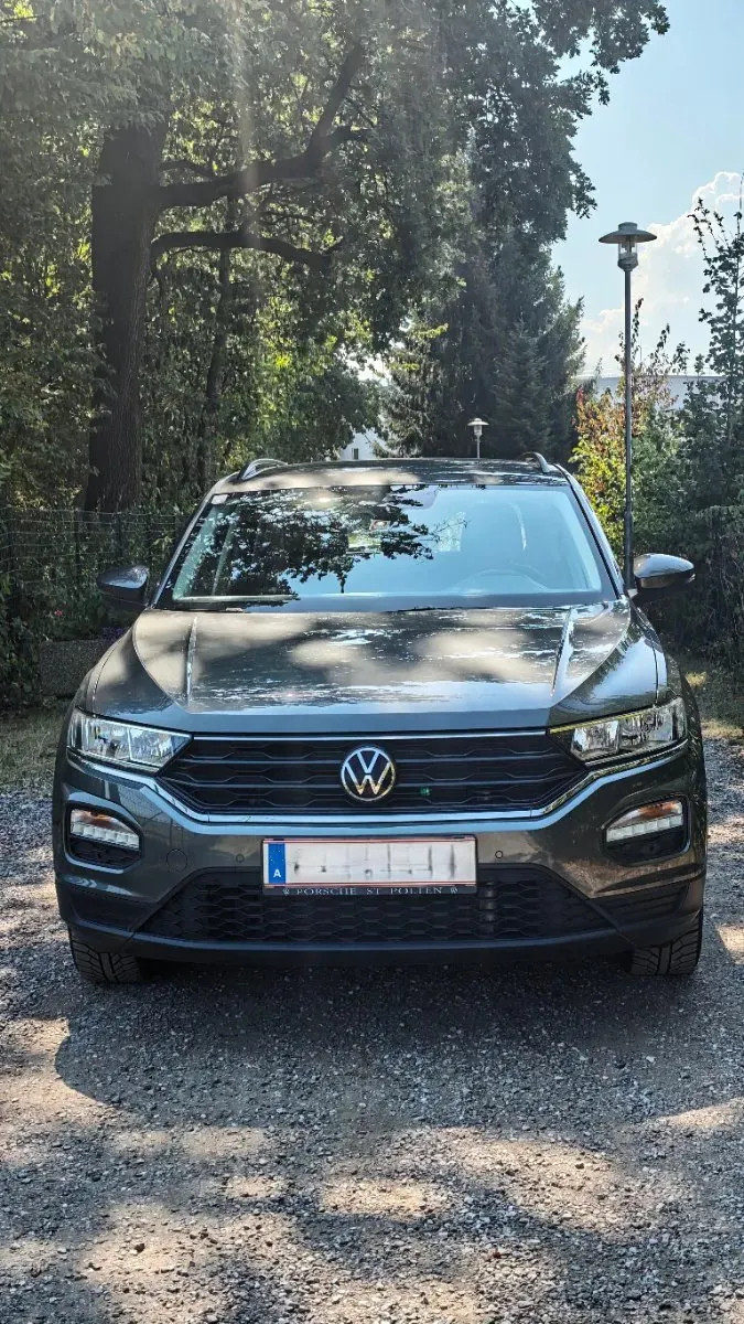 Volkswagen T-Roc 2021 photo 3