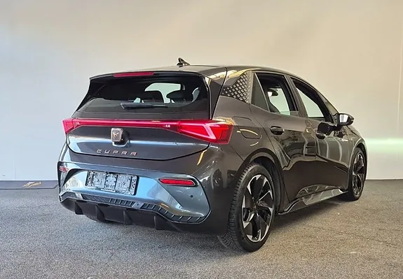 Cupra Born 2023 photo 2