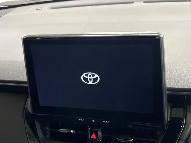 Toyota Corolla Cross Gr Sport 4Wd Glass Roof 2025 photo 5