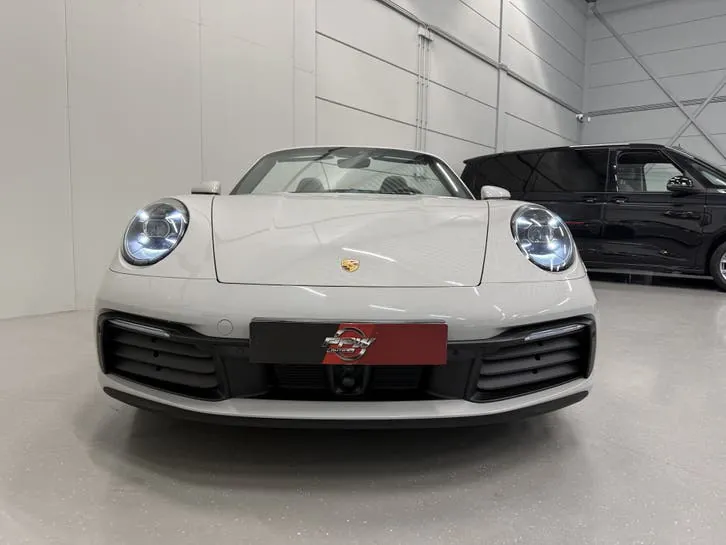 Porsche 911 2021 photo 3