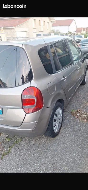 Renault Grand Modus 2011 photo 2