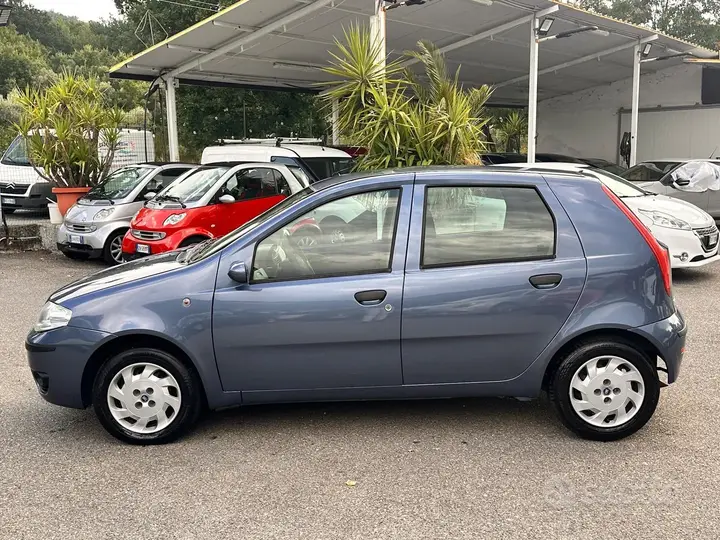 Fiat Punto 2005 photo 4