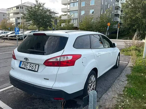Ford Focus 2014 photo 3
