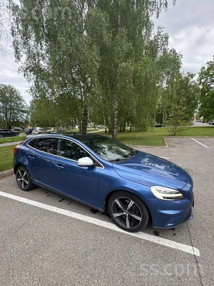 Volvo V40 2019 photo 4