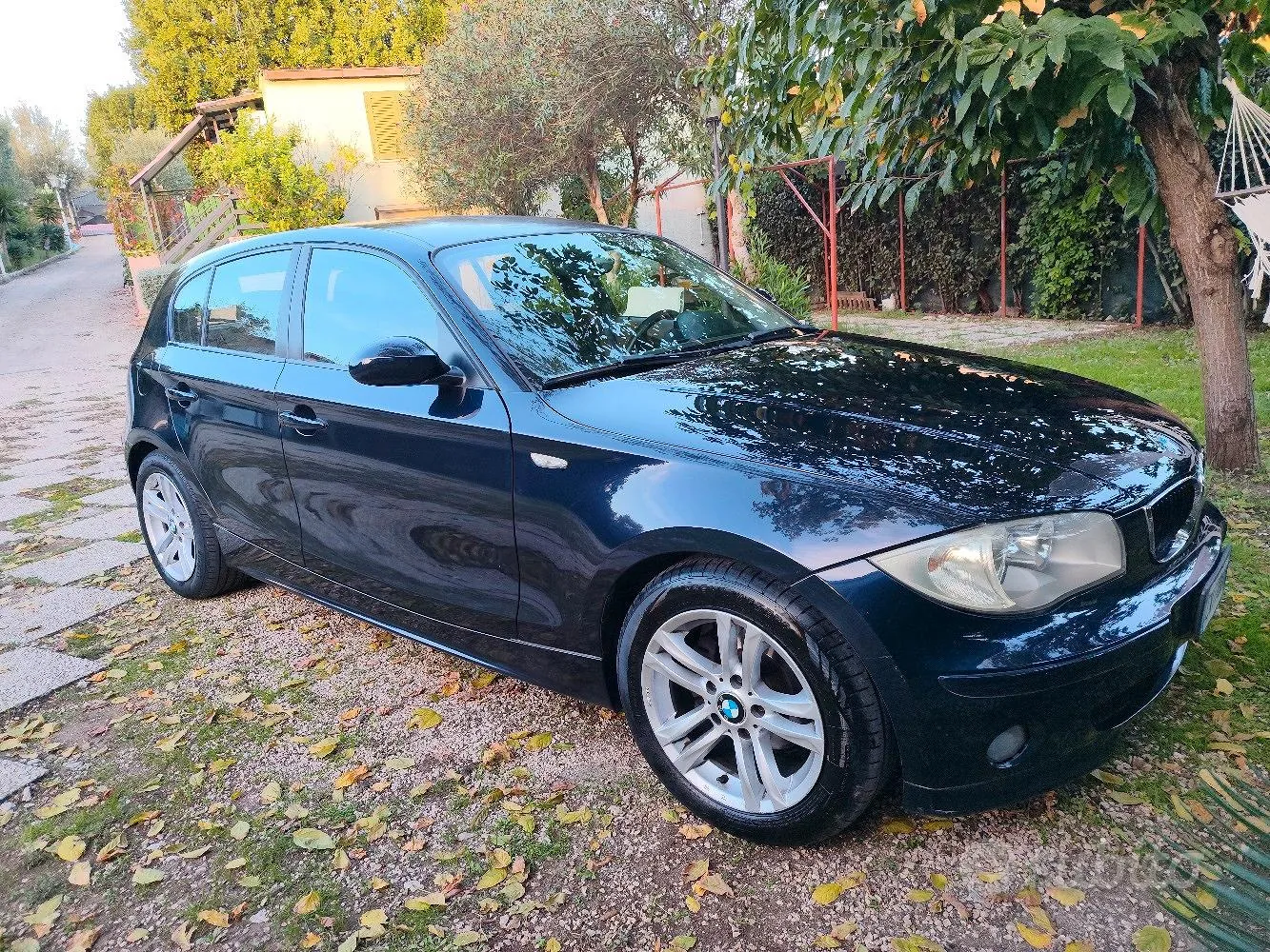 BMW 1 Series 2007 photo 2