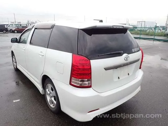 Toyota Wish 2007 photo 3