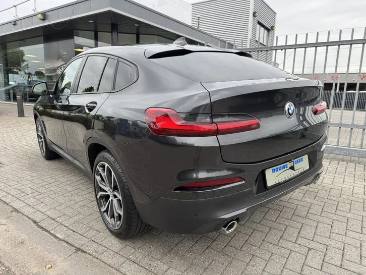 BMW X4 2021 photo 2