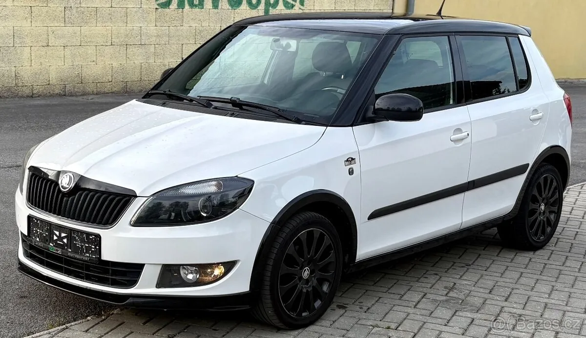 Skoda Fabia 2014 photo 3
