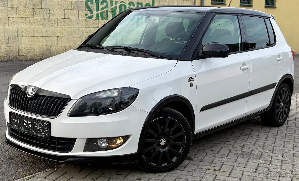Skoda Fabia 2014 photo 2