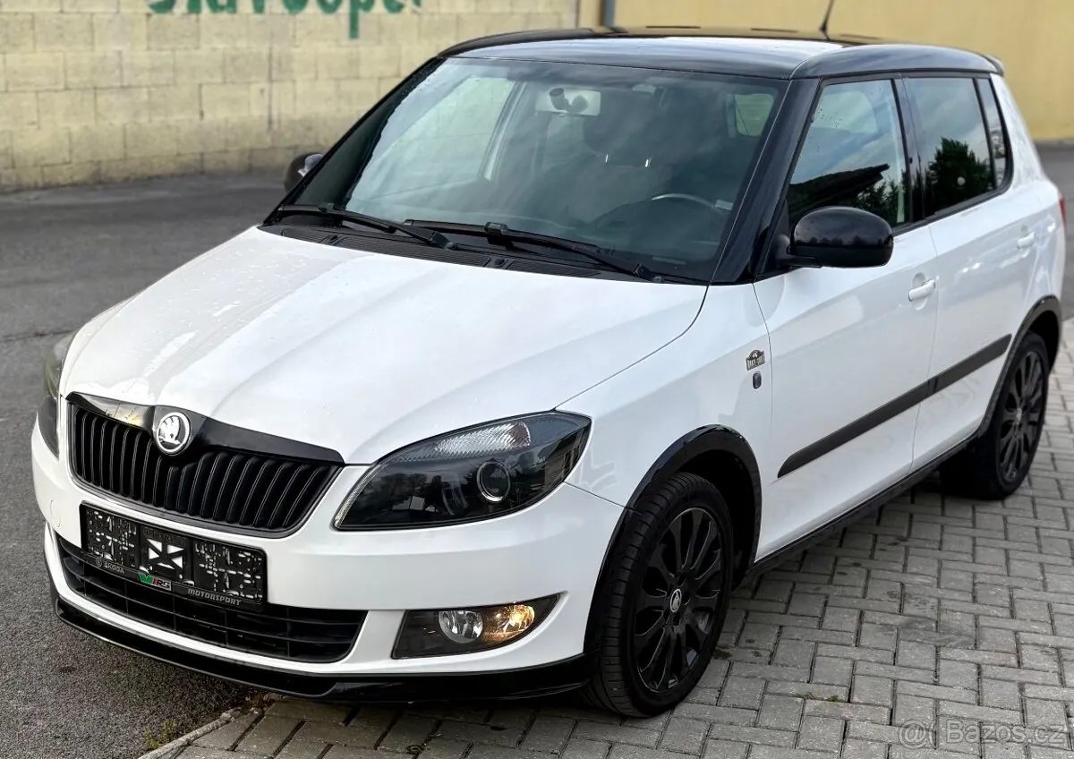 Skoda Fabia 2014 photo 4