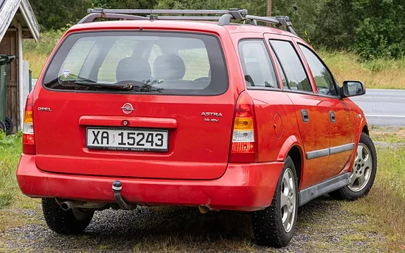 Opel Astra 2002 photo 2