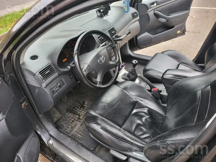Toyota Avensis 2008 photo 4