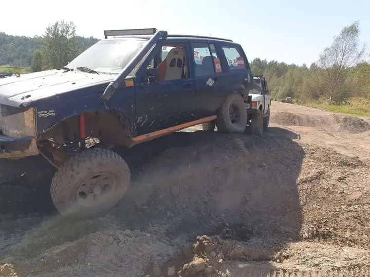 Jeep Grand Cherokee 1996 photo 3