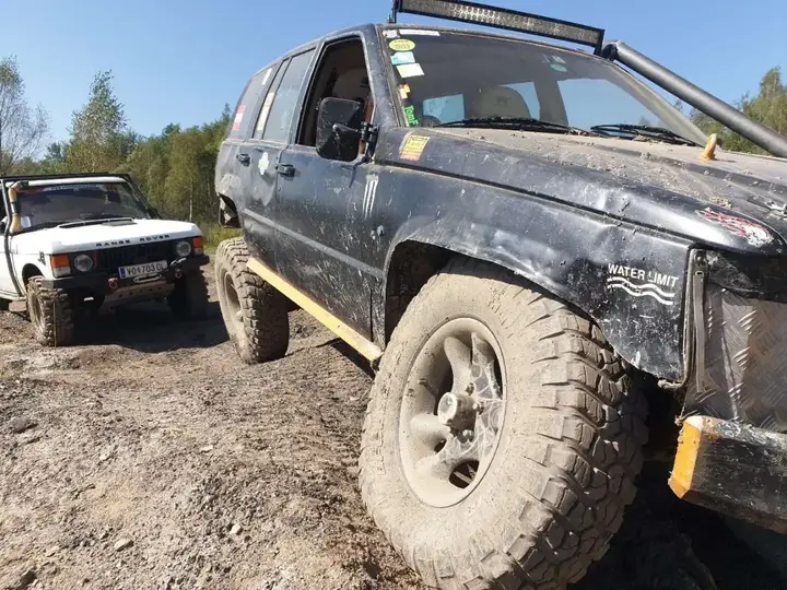 Jeep Grand Cherokee 1996 photo 2
