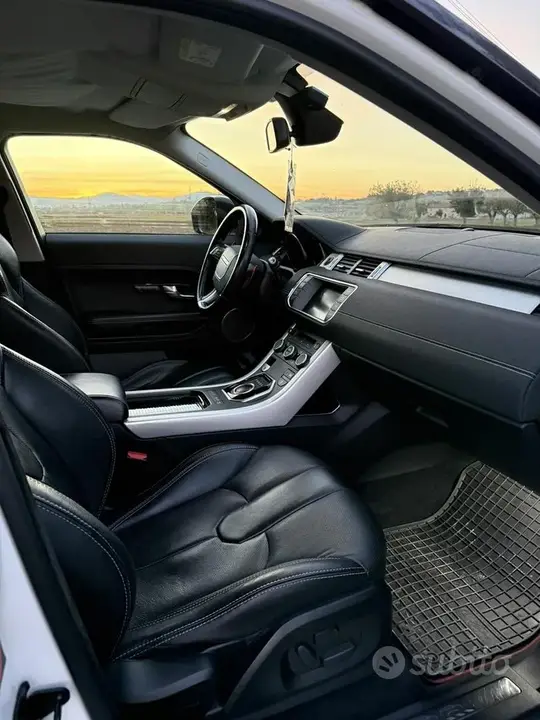 Land Rover Evoque 2015 photo 5