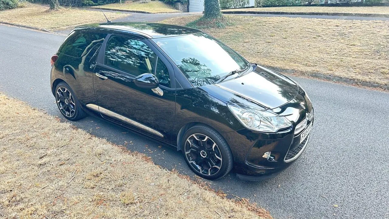 DS Automobiles Ds3 2015 photo 3