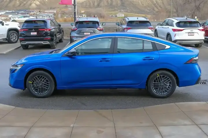 Nissan Sentra 2026 photo 2