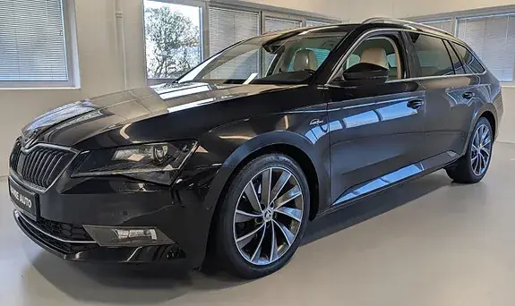 Skoda Superb 2017 photo 2