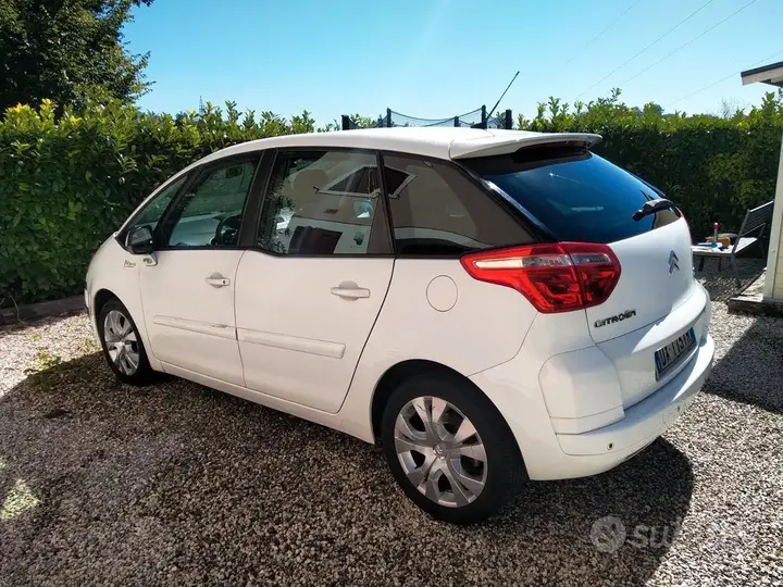 Citroen C4 Picasso 2009 photo 3