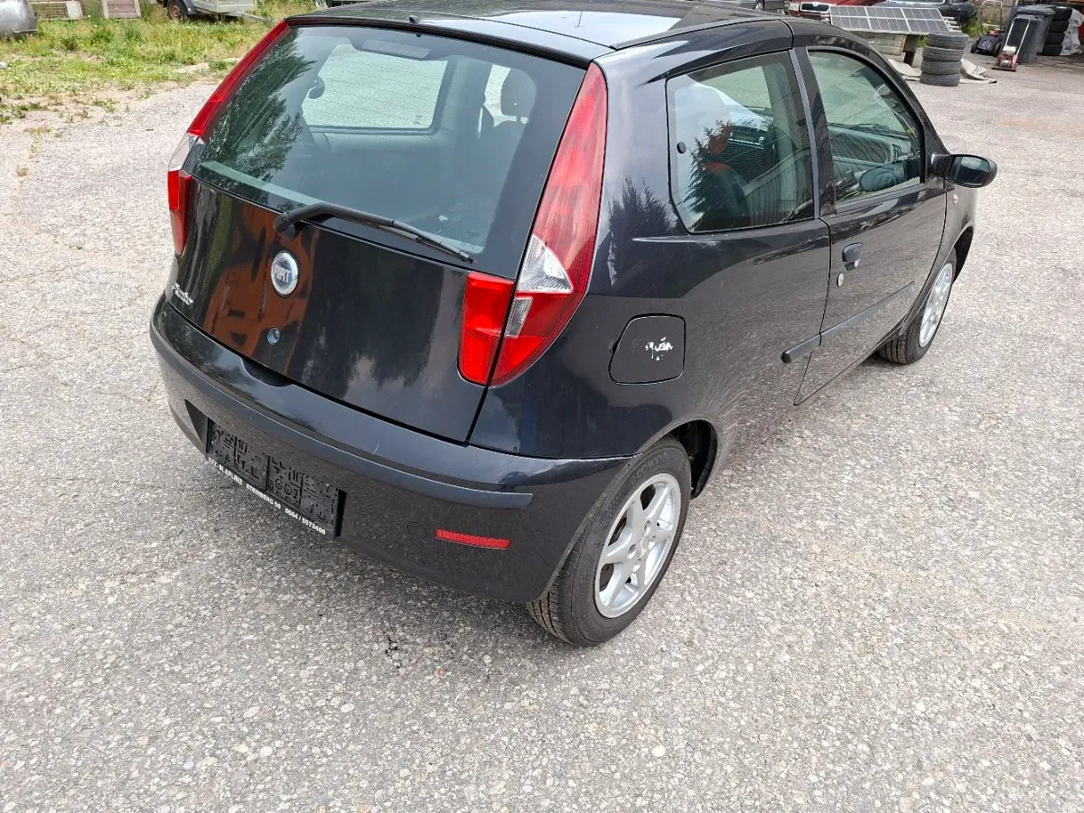 Fiat Punto 2005 photo 3