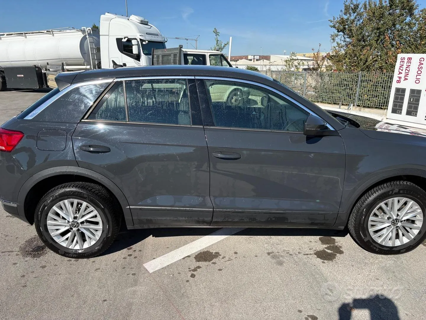 Volkswagen T-Roc 2021 photo 4