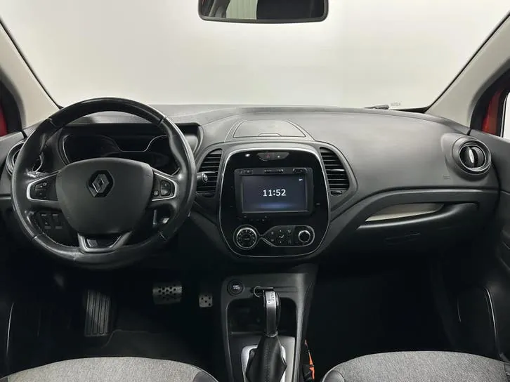 Renault Captur 2017 photo 2
