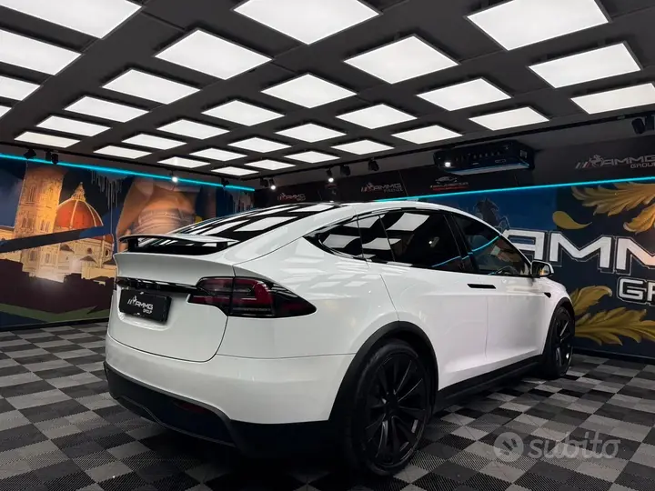 Tesla Model X 2024 photo 5