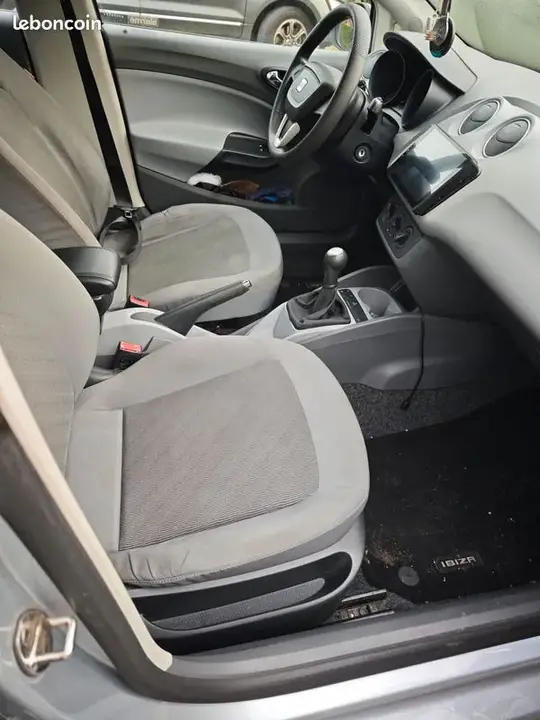 Seat Ibiza 2008 photo 3
