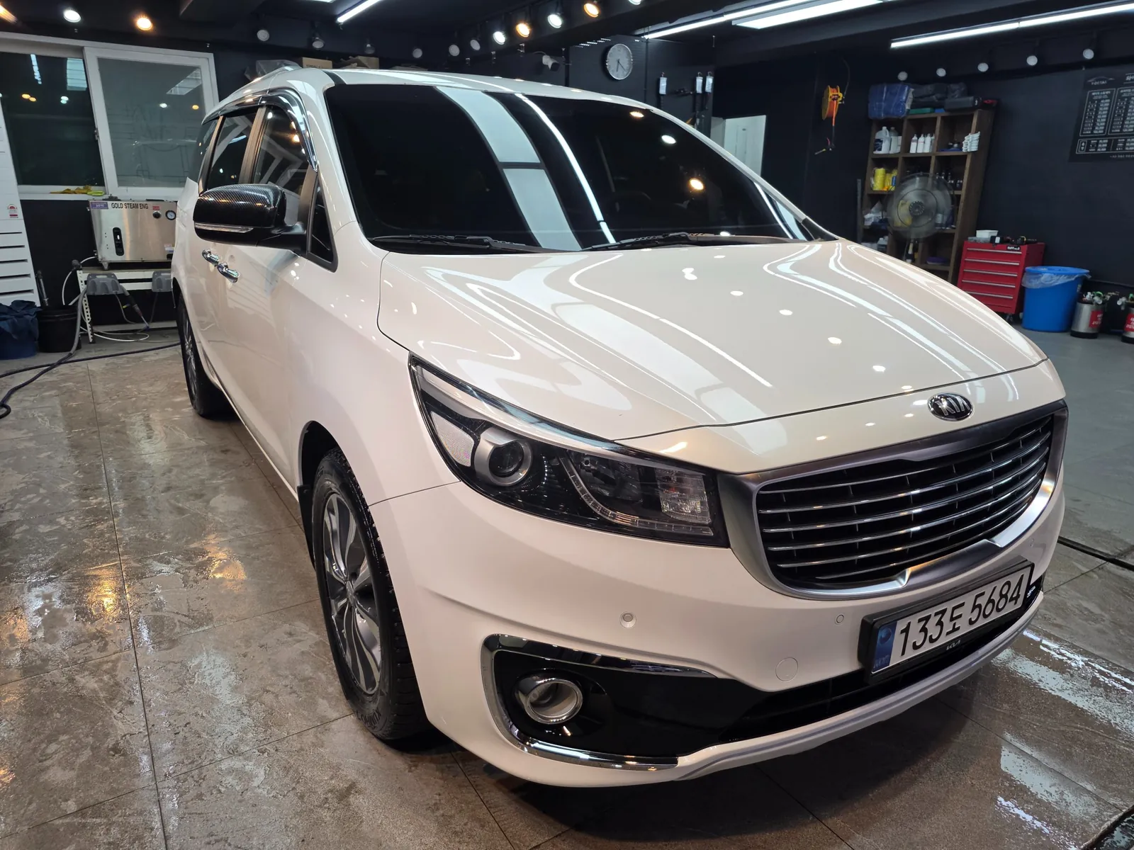 Kia Carnival 2016 photo 3