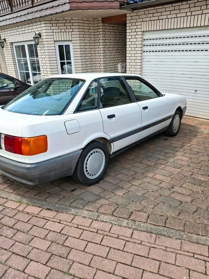Audi 80