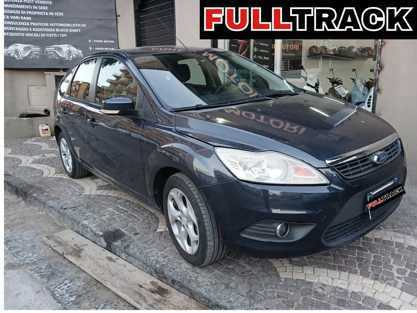 Ford Focus 2010 photo 2