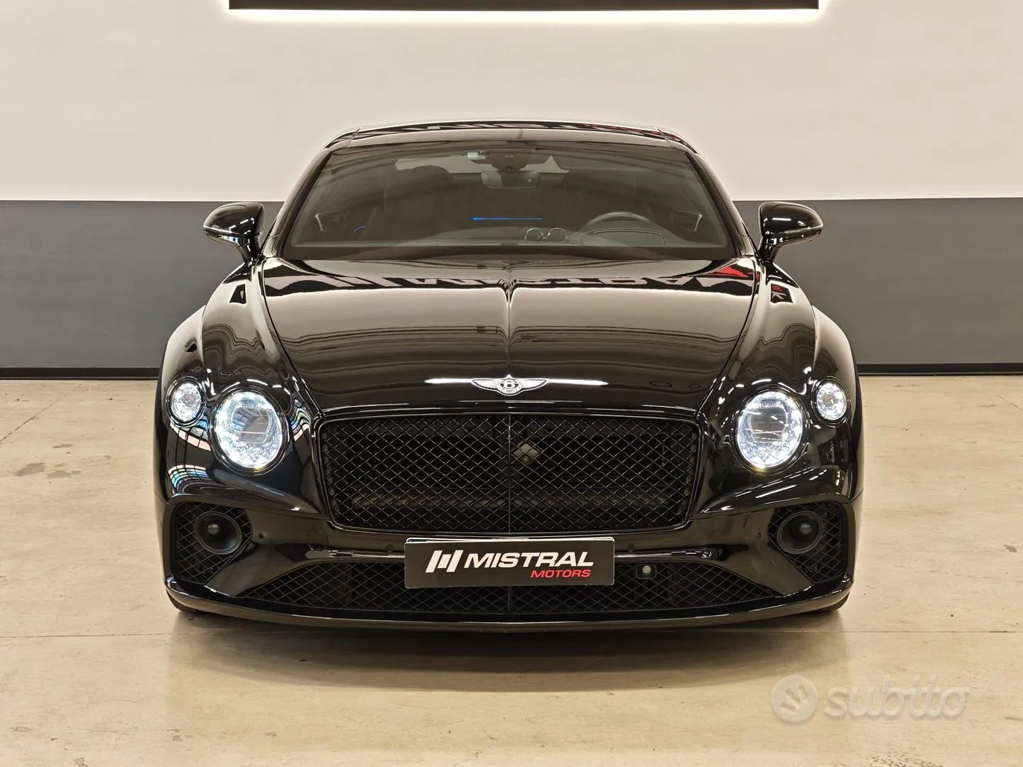 Bentley Continental Gt W12 2019 photo 2