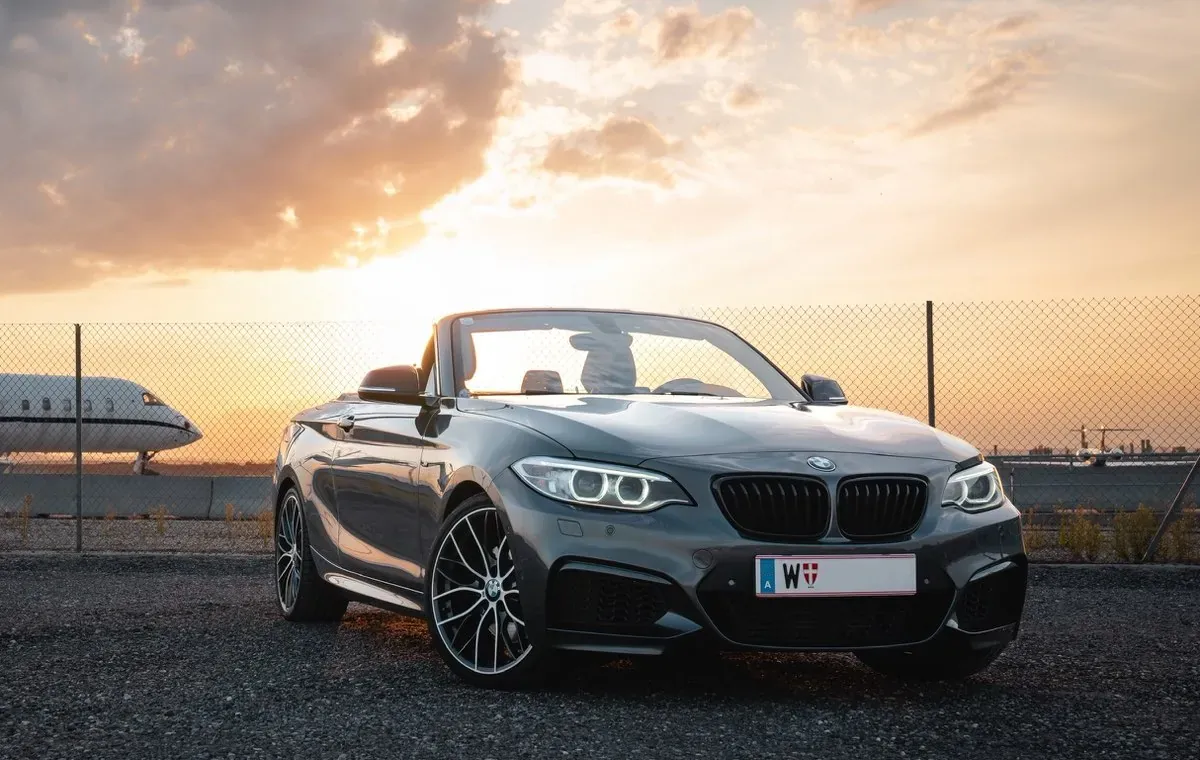 BMW 2 Series 2015 photo 2