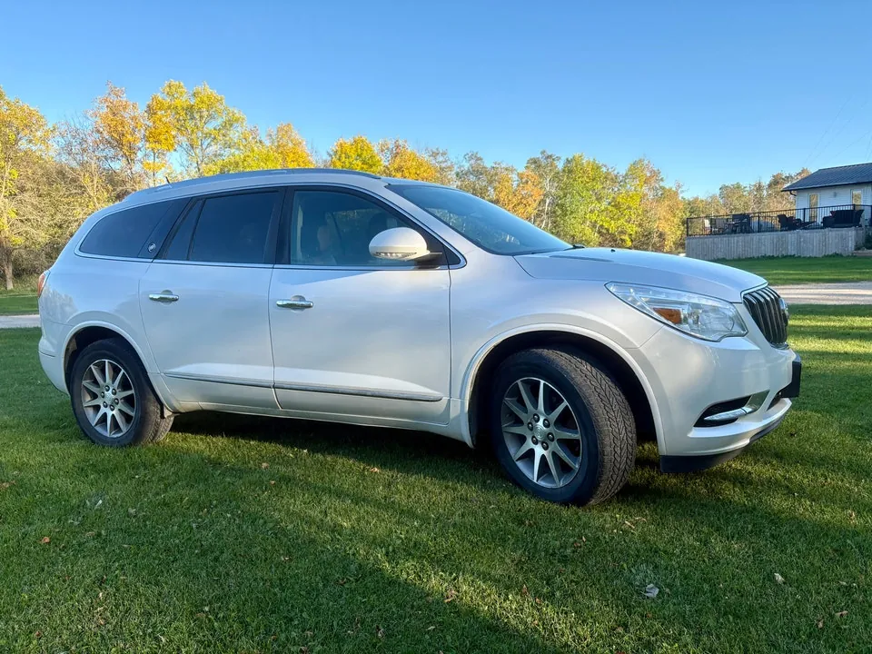 Buick Enclave 2017 photo 3