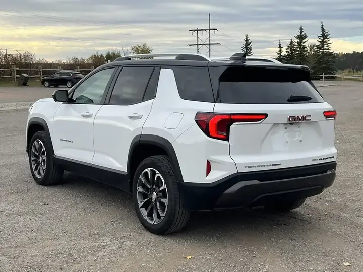 GMC Terrain 2025 photo 5
