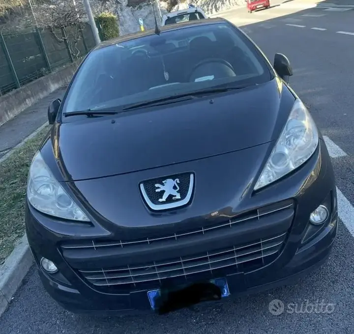 Peugeot 207 2011 photo 4