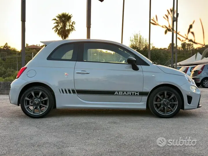 Abarth 595 2021 photo 4
