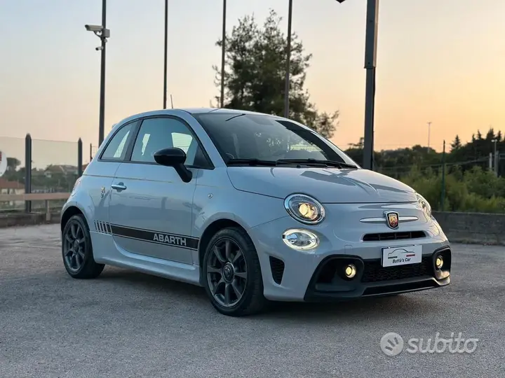 Abarth 595 2021 photo 3