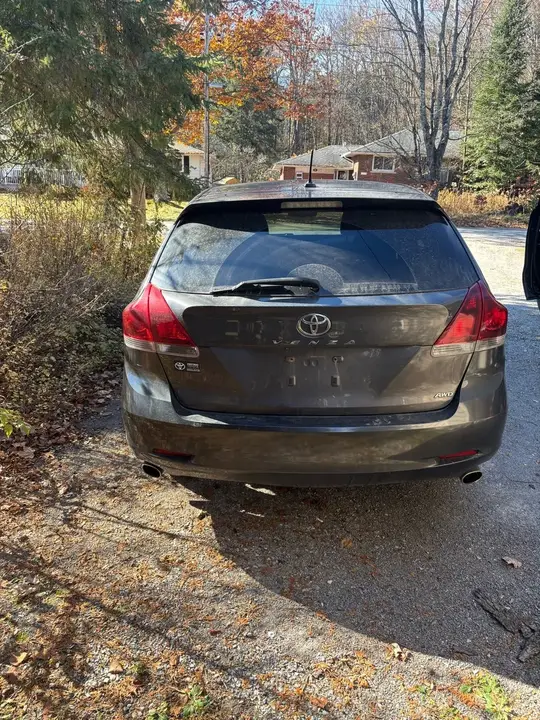 Toyota Venza 2013 photo 2