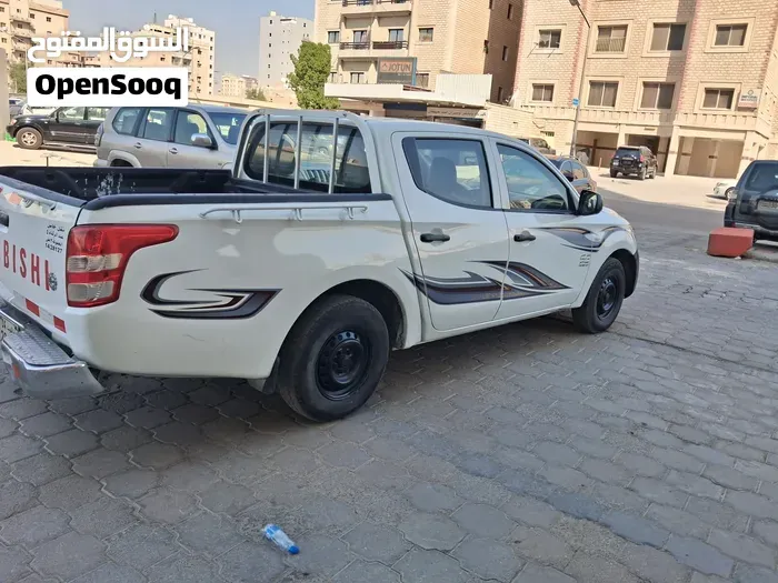 Mitsubishi L200 2016 photo 3
