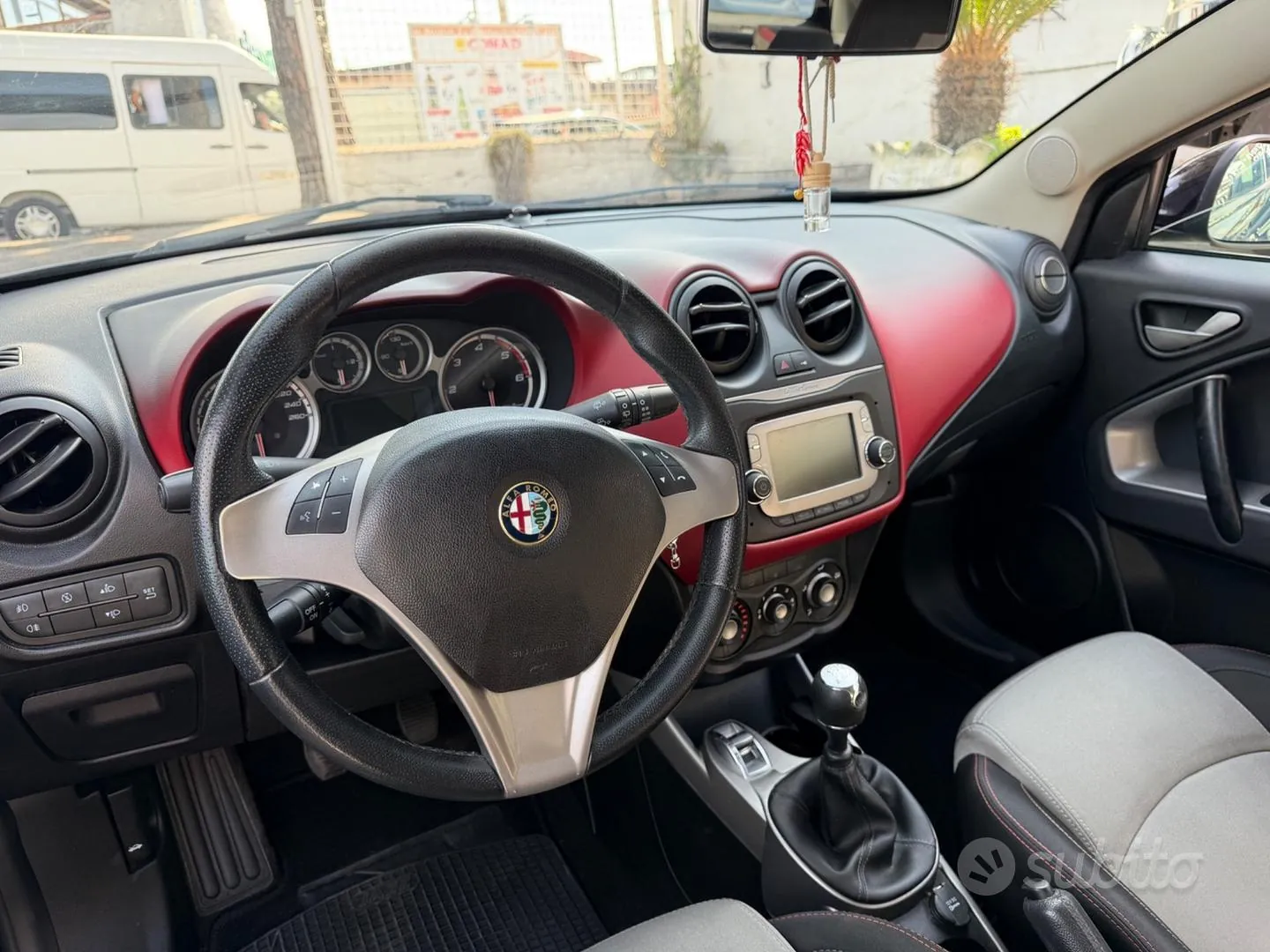 Alfa Romeo Mito 2014 photo 5