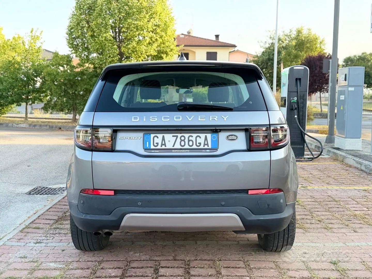 Land Rover Discovery Sport 2020 photo 5