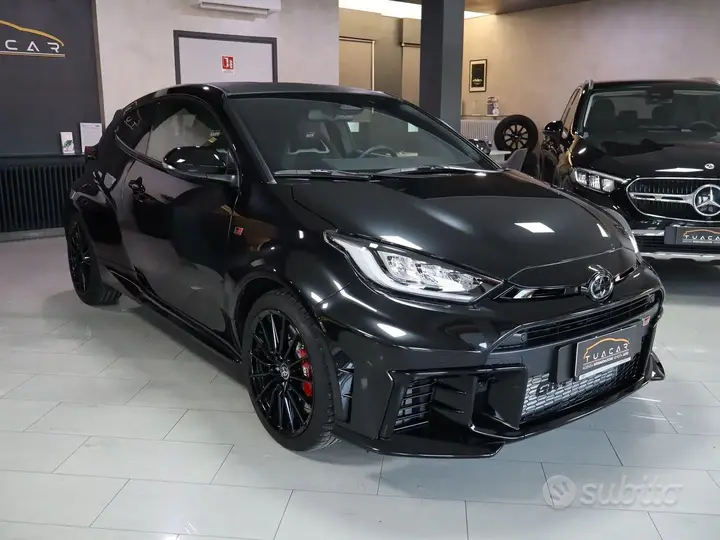 Toyota Yaris 2024 photo 3