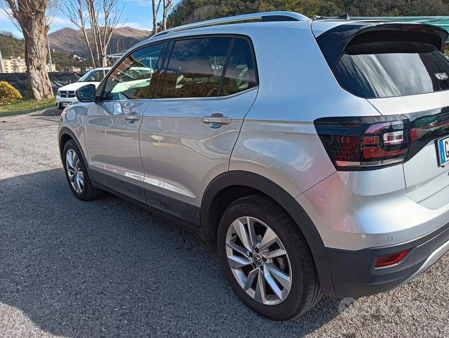 Volkswagen T-Cross 2023 photo 3