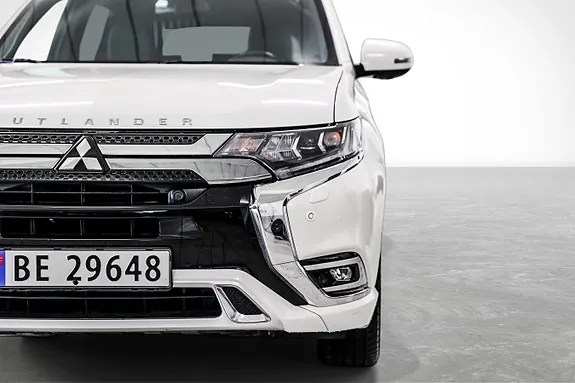 Mitsubishi Outlander 2019 photo 2
