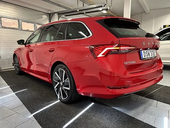Skoda Octavia 2021 photo 5
