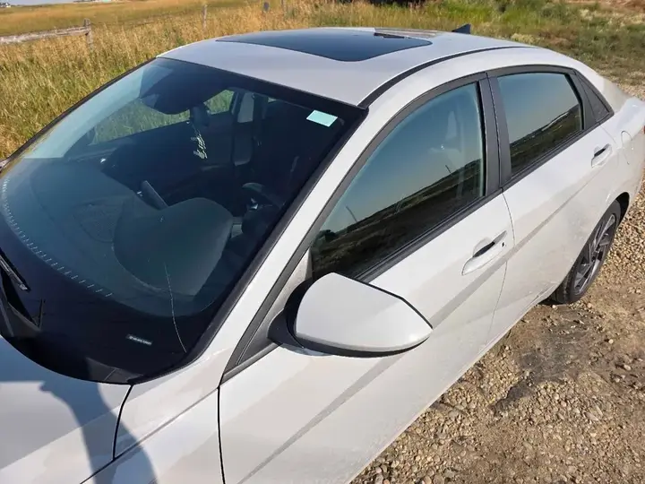 Hyundai Elantra 2025 photo 5
