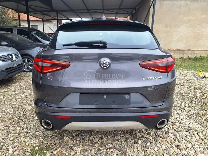 Alfa Romeo Stelvio 2019 photo 4